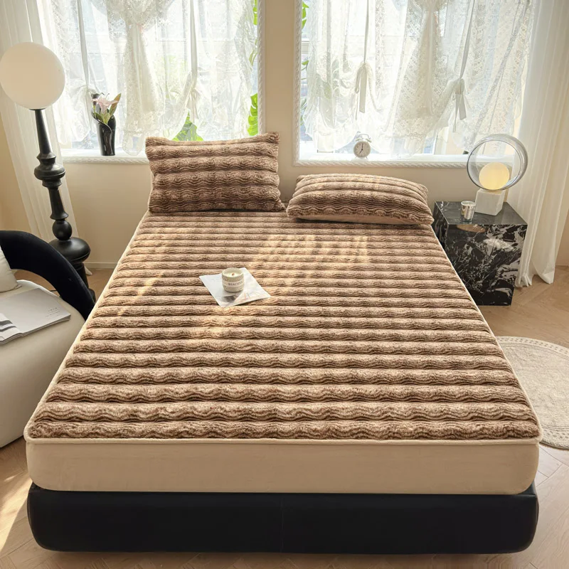 New Thickened Imitation Rabbit Fur Fitted Sheet with All Around Elastic Bands Winter Warm Bed Linen Plush Soft Mattress Cover